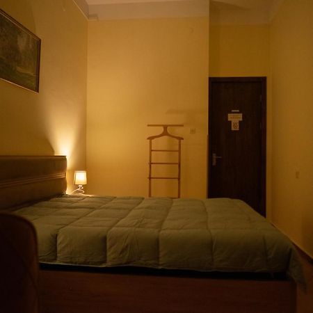 Guesthouse Hillside Tbilisi Exterior photo