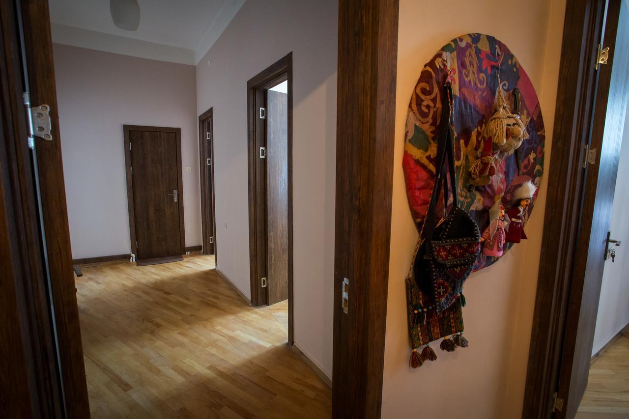 Guesthouse Hillside Tbilisi Exterior photo